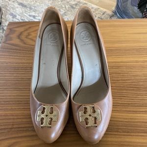 Tory Burch Tan Wedges